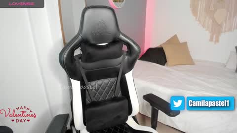 Camila  OF camilapastel   online show from February 14, 6:29 pm