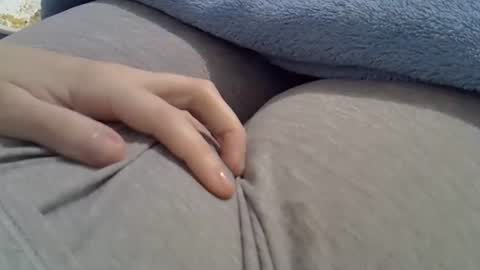 flash 50 tokens BIG CLIT  tits pussy. masturbation big clit 150 tokens fingers inside pussy 1000 tk  pump big clit 300 tk online show from September 13, 2:28 pm