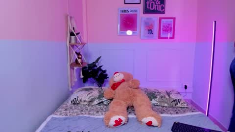 Camila  online show from November 5, 11:54 am