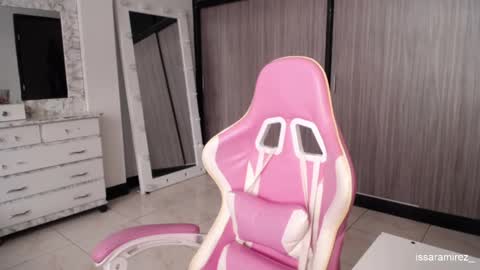 X IGcamiryan01 online show from November 10, 5:56 pm