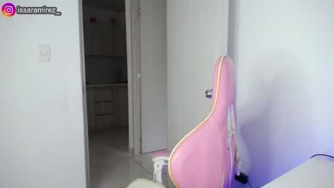 X IGcamiryan01 online show from May 14, 10:16 pm