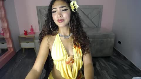 Snapshot of camilavixen_ch chatting on June 5, 8:03 pm camila online show from June 5, 8:03 pm