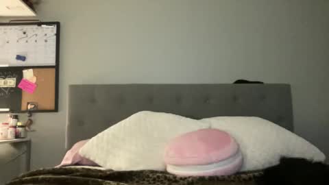 Camila Cruz online show from February 11, 3:22 am