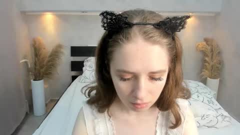 Camilla online show from October 16, 1:17 am