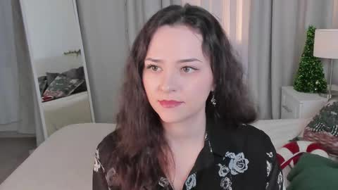 Snapshot of camilla_rowen chatting on January 17, 8:34 pm Camilla online show from January 17, 8:34 pm