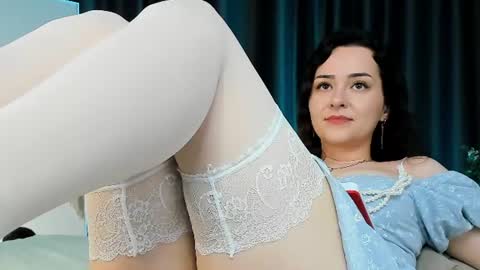 Camilla online show from June 11, 8:51 pm