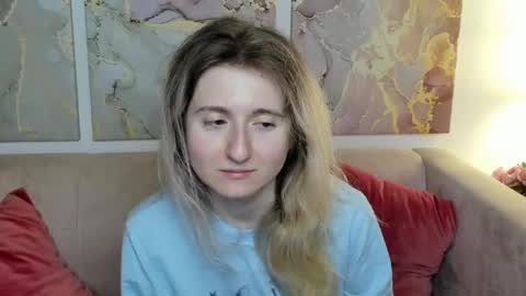 Snapshot of camilladreamer chatting on May 2, 10:59 pm camilladreamer online show from May 2, 10:59 pm