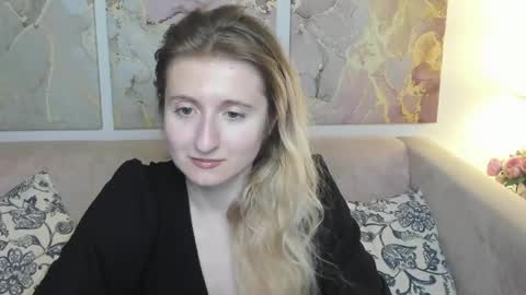 Snapshot of camilladreamer chatting on May 15, 11:28 am camilladreamer online show from May 15, 11:28 am