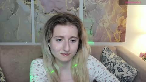 Snapshot of camilladreamer chatting on May 16, 5:56 pm camilladreamer online show from May 16, 5:56 pm