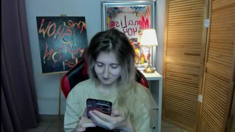 Snapshot of camilladreamer chatting on June 28, 5:41 pm camilladreamer online show from June 28, 5:41 pm