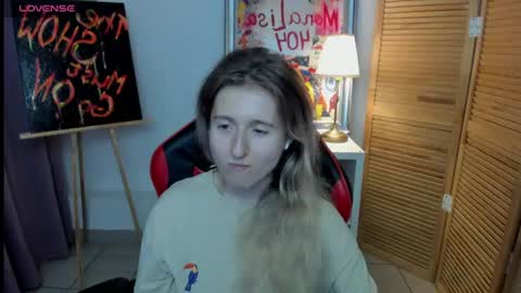 Snapshot of camilladreamer chatting on June 30, 5:47 pm camilladreamer online show from June 30, 5:47 pm
