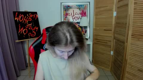 Snapshot of camilladreamer chatting on August 4, 4:20 pm camilladreamer online show from August 4, 4:20 pm