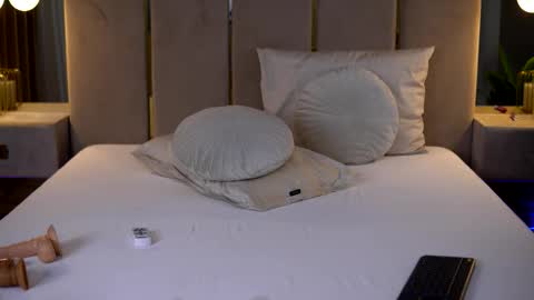 Snapshot of camillastarr chatting on October 7, 7:55 pm Camy online show from October 7, 7:55 pm