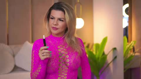 Camy online show from February 10, 8:35 pm