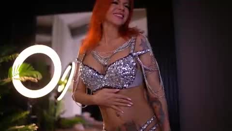 Snapshot of camillastarrx chatting on June 14, 5:37 pm CamillaStarrX online show from June 14, 5:37 pm