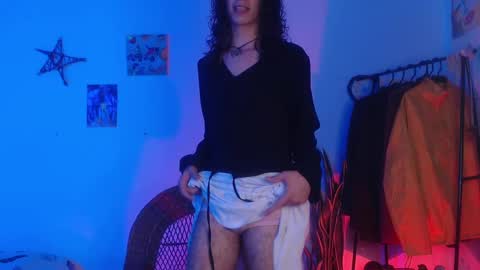 Snapshot of camille_delrey chatting on December 3, 12:35 am Camille online show from December 3, 12:35 am
