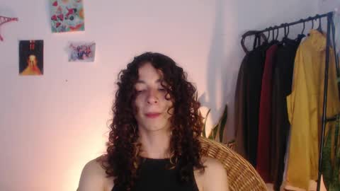 Snapshot of camille_delrey chatting on January 21, 1:50 am Camille online show from January 21, 1:50 am