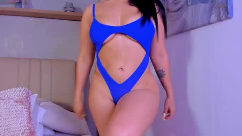 Snapshot of camille_lynn chatting on November 7, 2:00 am Camille Lynn online show from November 7, 2:00 am