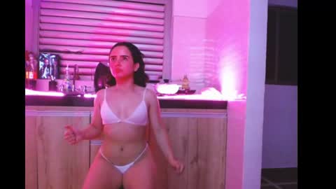 camille_vixen online show from September 26, 1:20 am
