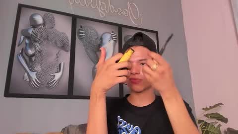 Camillo Virgil online show from November 19, 11:21 am