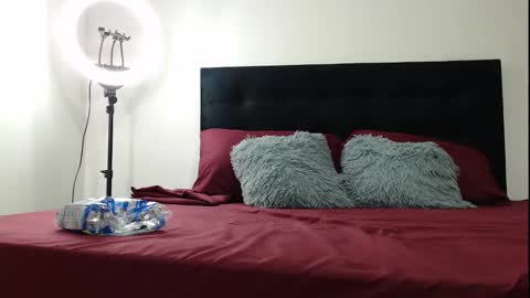 Snapshot of camilo_contre21 chatting on September 27, 7:19 pm camilo_contre21 online show from September 27, 7:19 pm