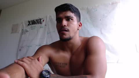 Snapshot of camilo_contre21 chatting on October 7, 8:06 pm camilo_contre21 online show from October 7, 8:06 pm
