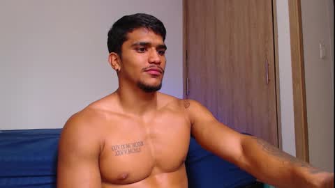 camilo_contre21 online show from November 28, 7:05 pm