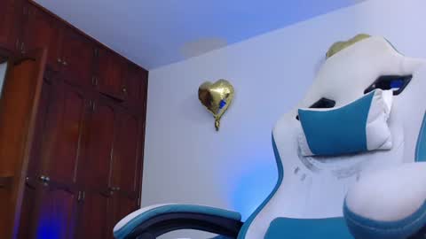 camilo_contre21 online show from June 23, 6:28 pm