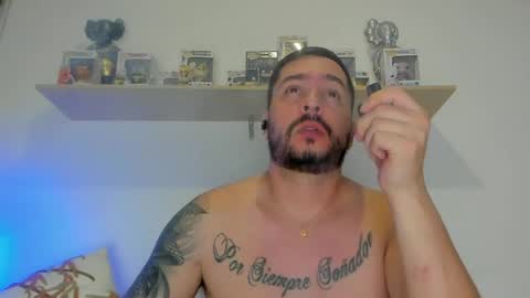 Snapshot of camilo_restrepo21 chatting on April 5, 12:08 am camilo_restrepo21 online show from April 5, 12:08 am