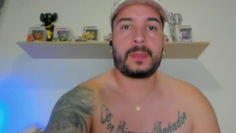 Snapshot of camilo_restrepo21 chatting on April 5, 11:35 pm camilo_restrepo21 online show from April 5, 11:35 pm