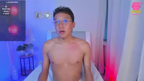 camilo_santoss online show from July 10, 11:07 pm