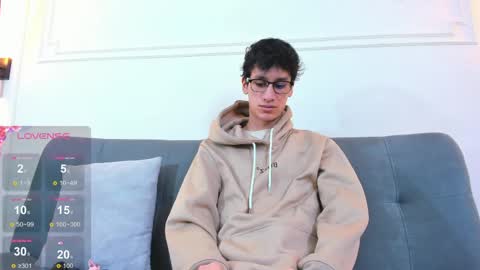 Snapshot of camilo_stark chatting on April 28, 3:11 am Camilo online show from April 28, 3:11 am
