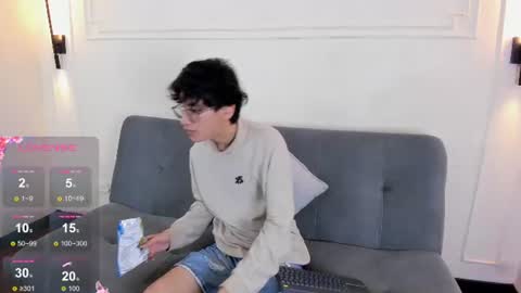 Snapshot of camilo_stark chatting on June 16, 3:31 am Camilo online show from June 16, 3:31 am