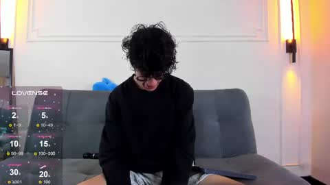Snapshot of camilo_stark chatting on July 21, 3:31 am Camilo online show from July 21, 3:31 am