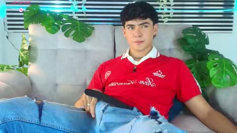 Snapshot of camilo_xcam chatting on May 20, 9:54 pm CAMILO online show from May 20, 9:54 pm