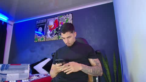 Snapshot of camiloalvarezzz3 chatting on January 14, 12:56 pm CAMILO online show from January 14, 12:56 pm