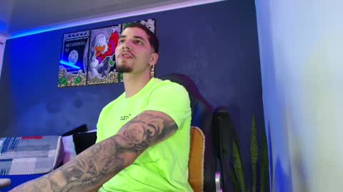 Snapshot of camiloalvarezzz3 chatting on January 30, 12:18 am CAMILO online show from January 30, 12:18 am