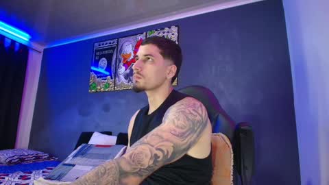 Snapshot of camiloalvarezzz3 chatting on January 31, 1:33 am CAMILO online show from January 31, 1:33 am