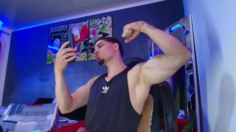 Snapshot of camiloalvarezzz3 chatting on March 8, 1:25 pm CAMILO online show from March 8, 1:25 pm