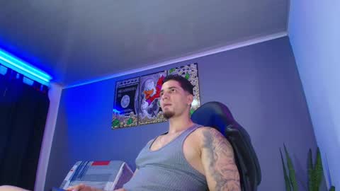 Snapshot of camiloalvarezzz3 chatting on October 6, 7:11 pm CAMILO online show from October 6, 7:11 pm