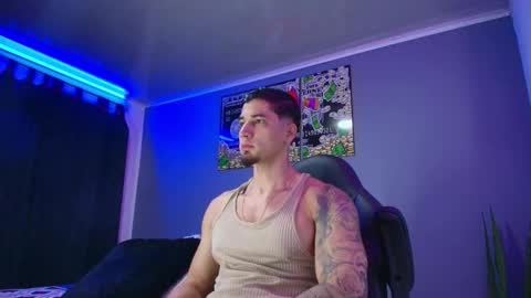 Snapshot of camiloalvarezzz3 chatting on November 1, 1:02 pm CAMILO online show from November 1, 1:02 pm