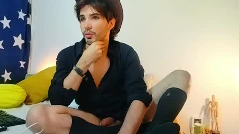camilo online show from June 17, 12:24 am