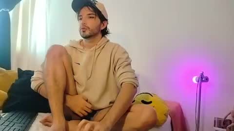 camilo online show from July 20, 3:03 pm