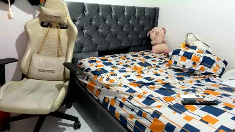 camilow777 online show from October 2, 3:02 am