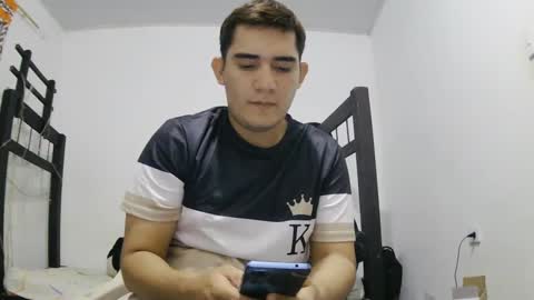 Camilowhite  online show from September 17, 1:51 am