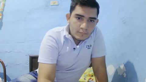 Camilowhite  online show from November 4, 8:08 pm