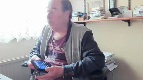 Cammee online show from March 1, 1:02 pm