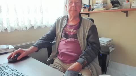 Cammee online show from March 24, 7:35 am