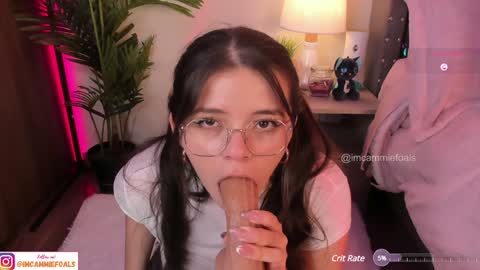   Lets reach 200 thumbs up  online show from February 4, 5:01 pm