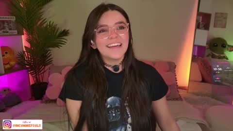   Lets reach 200 thumbs up  online show from October 6, 3:31 pm